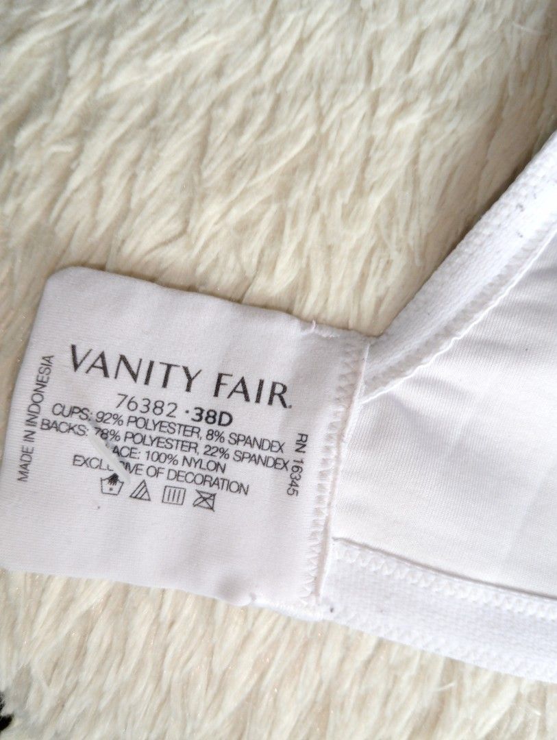 38d vanity fair bra thin pads with underwire, Women's Fashion