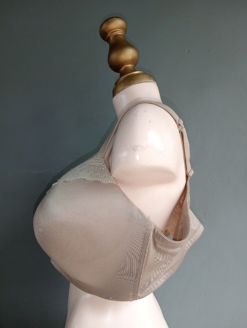 44dd Cacique nonwire bra, Women's Fashion, Undergarments & Loungewear on  Carousell