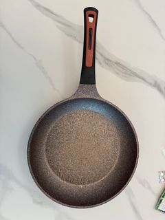 （分類：）位於 。 由 anllekh 提交（商品編號 1292148464，圖片 1）。簡介： 。