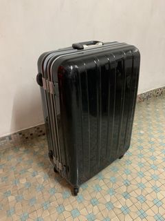 （分類：）位於 。 由 andykw.drive 提交（商品編號 1292248243，圖片 1）。簡介： 。
