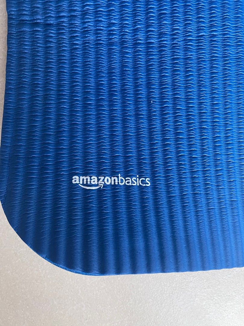 Amazon basic mat (Category: Exercise Mats) located in Singapore. Submitted by sillyadventures (Listing ID 1292083288, Image 1). Description: Amazon basic mat, thick.