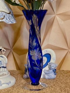 ARNSTADT KRISTALL Crystal Hand-Cut Stunning Cobalt Blue Tabletop Vase Decor Made in Germany