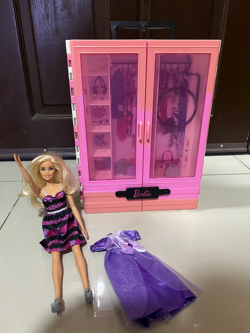Barbie clothes case outlet