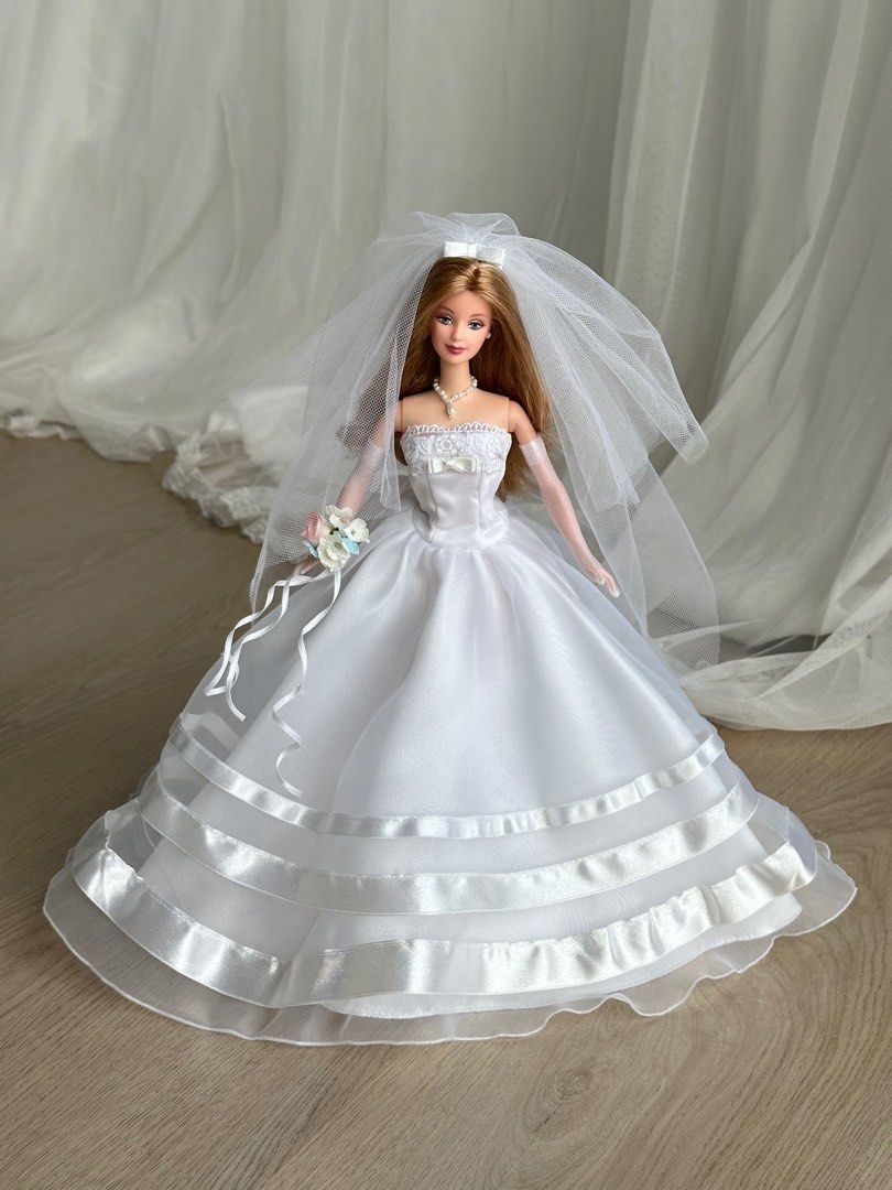 Sold at Auction: COLLECTORS EDITION MILLENNIUM WEDDING BARBIE