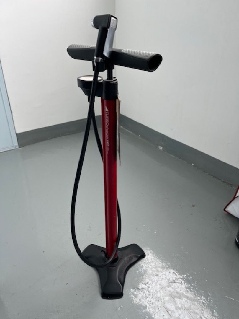 Bontrager turbo deals charger floor pump