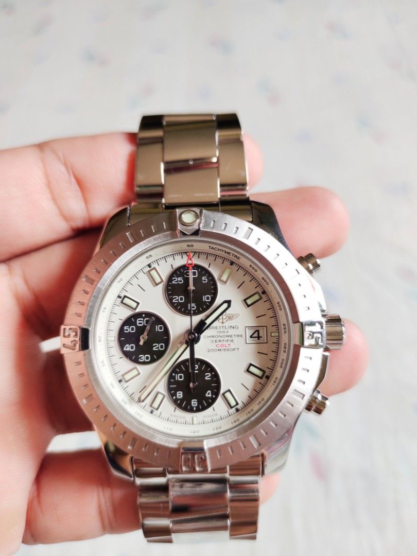 Breitling colt chronograph (Category: Luxury Watches) located in Manila. Submitted by omegatime (Listing ID 1290995108, Image 1). Description: Breitling Colt Chronograph Ref. A13388111G1A1 9/10 condition Automatic Case size 44mm Unit only.