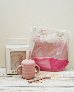BUNDLE: brand new silicone cup and silicone bibs (take all for 500)