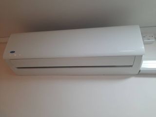（分類：）位於 。 由 oncatcat 提交（商品編號 1292223036，圖片 1）。簡介： 。