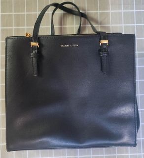 Charles & Keith Sansa Tote bag