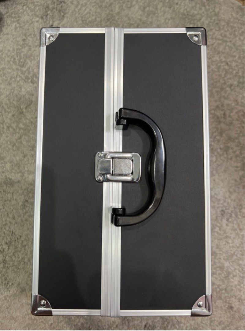 COSMETIC CASE ORGANIZER (Category: Makeup) located in Tarlac. Submitted by mysecretbliss (Listing ID 1292205870, Image 2). Description: VIP gift item from MAYBELLINE.
