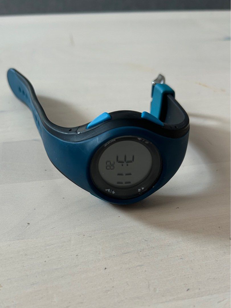 Decathlon sports top watch
