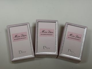（分類：）位於 。 由 Girl_leee 提交（商品編號 1292135721，圖片 1）。簡介： 。