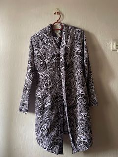 (Category: ) located in . Submitted by njmm_wardrobe (Listing ID 1292103509, Image 1). Description: .