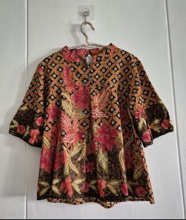 (Category: ) located in . Submitted by thrifted580 (Listing ID 1292081904, Image 1). Description: .