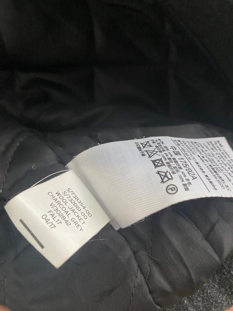 Gap wool jacket (Category: Coats, Jackets and Outerwear) located in Singapore. Submitted by darthsamoz (Listing ID 1292169255, Image 4). Description: Gap wool jacket bought from Japan. Great condition. Only wore a few times while overseas .