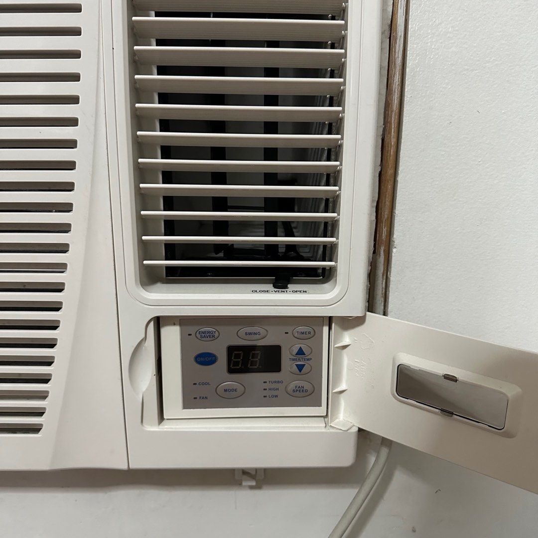 GE 2.5HP Window Type Aircon, TV & Home Appliances, Air Conditioning and ...