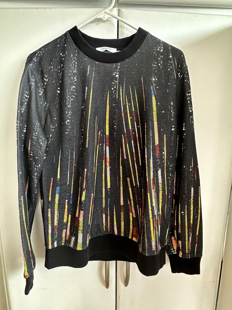 Givenchy by Ricardo Tisci Fireworks Jumper (Category: Longsleeves) located in Marikina City. Submitted by lrjy43 (Listing ID 1292086256, Image 1). Description: Size M From Ricardo Tisci era.