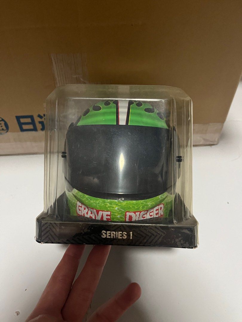 Grave digger hot sale helmet