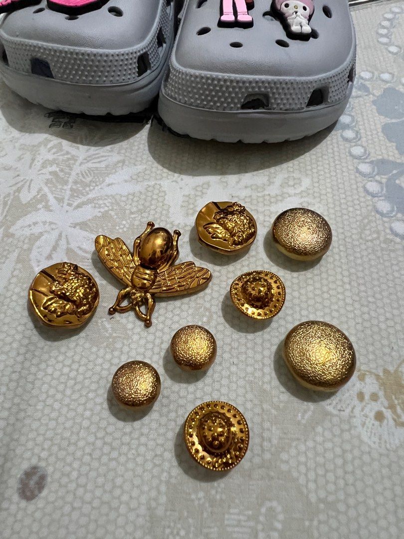 Gucci croc charms sales