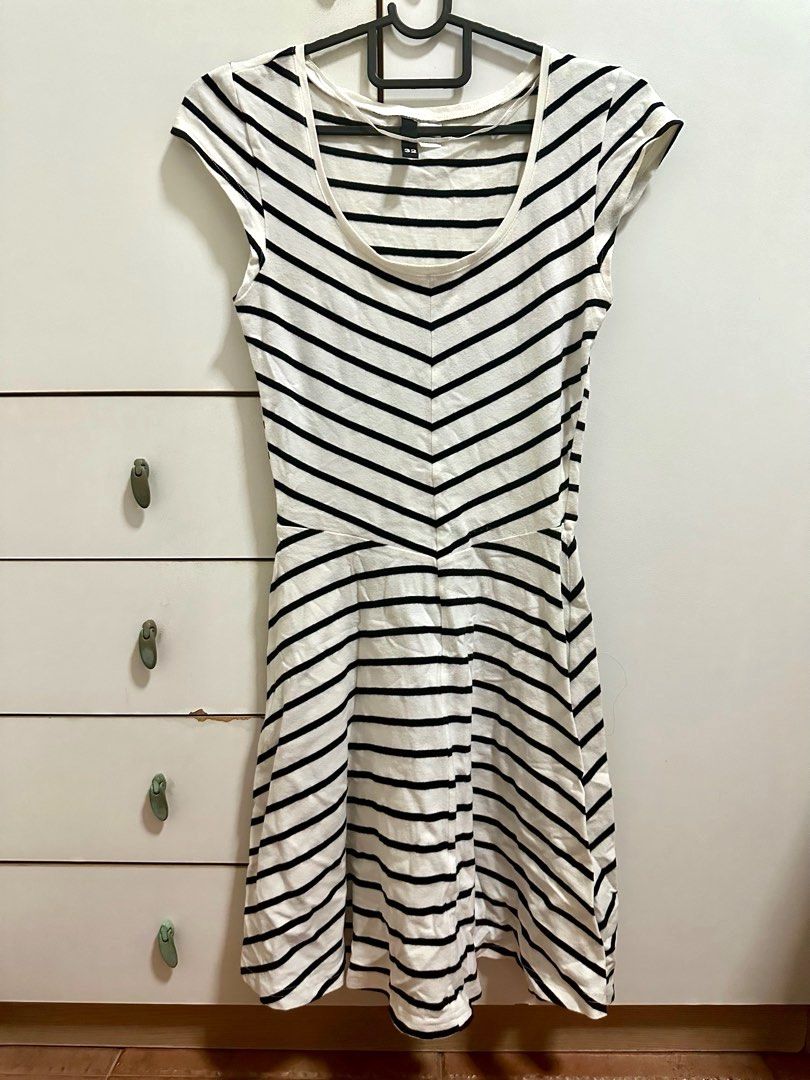 h&m striped skater dress H&M Black and White Striped Skater Dress- Size 6