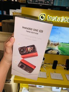 Insta360 ONE RS Twin Edition Interchangeable Lens Action Cam