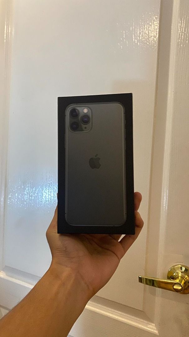 Iphone 11 pro 64gb For sale (Category: iPhone 11 Series) located in Manila. Submitted by henrickz (Listing ID 1292177292, Image 2). Description: Selling my Iphone 11 Pro 64GB Battery health is at 71% Factory Unlocked With box and receipt from Power Mac Greenbelt No dents Issue -it needs glass replacement only Rfs: upgrading Open for meetups and shipping.