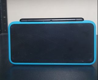Item: Selling Black and Turquoise New Nintendo 2DS XL..