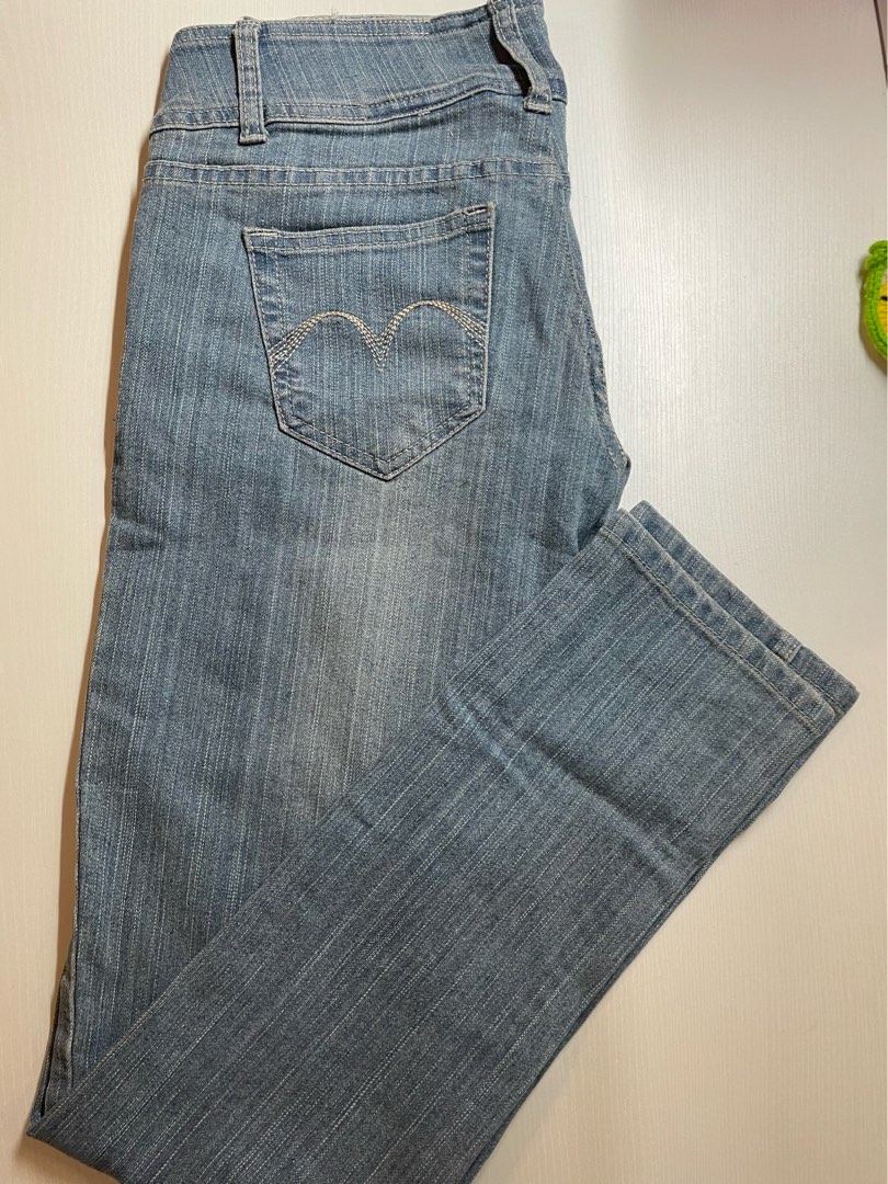 Jeans, Women's Fashion, Bottoms, Jeans & Leggings on Carousell