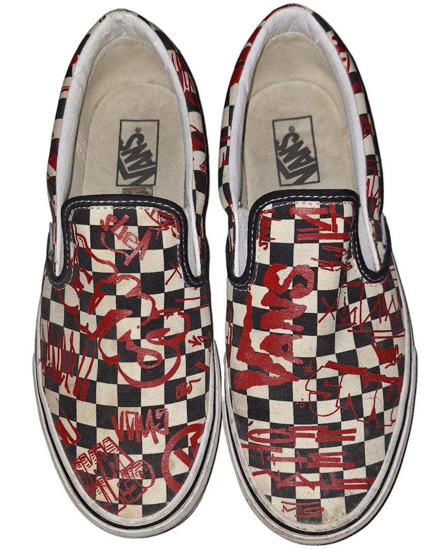 Kasut vans slip on Men s Fashion Footwear Casual shoes on Carousell