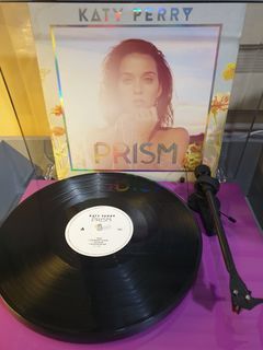 FS/FT: Katy Perry - Prism