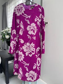 (Category: ) located in . Submitted by urfavcloset (Listing ID 1292115415, Image 1). Description: .