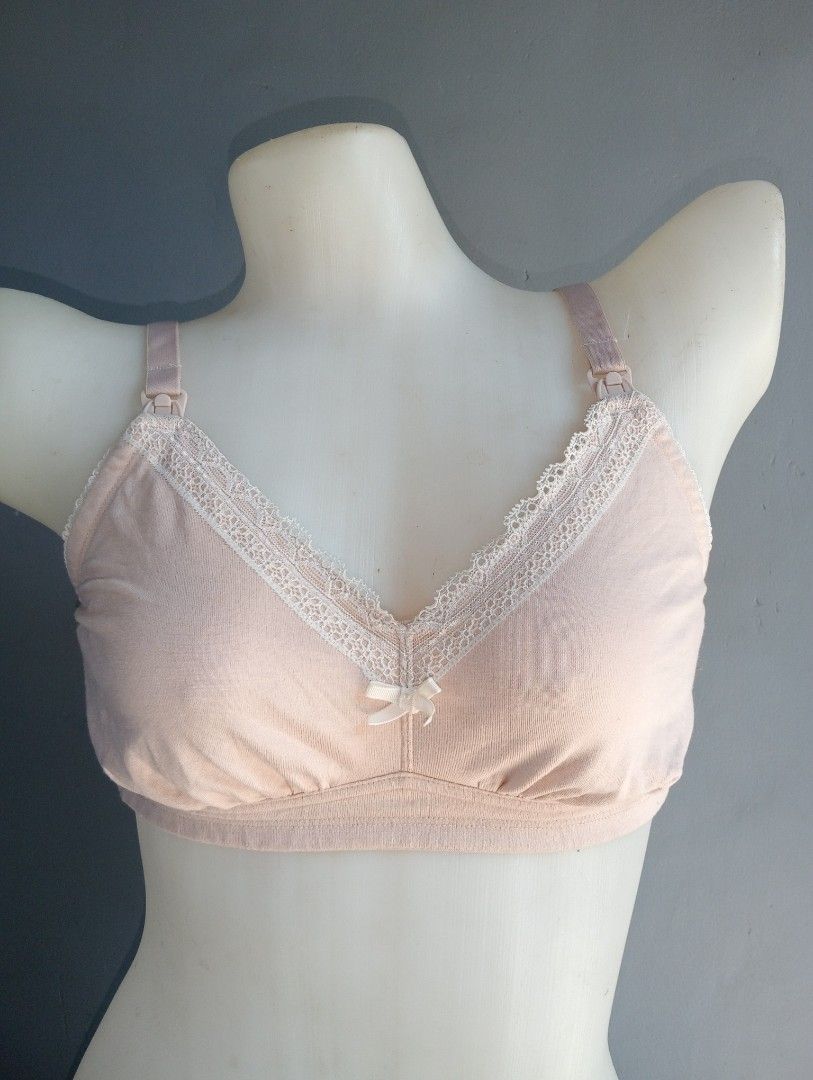 L: Gilligan & O'MALLEY nursing bra, Women's Fashion, Undergarments &  Loungewear on Carousell