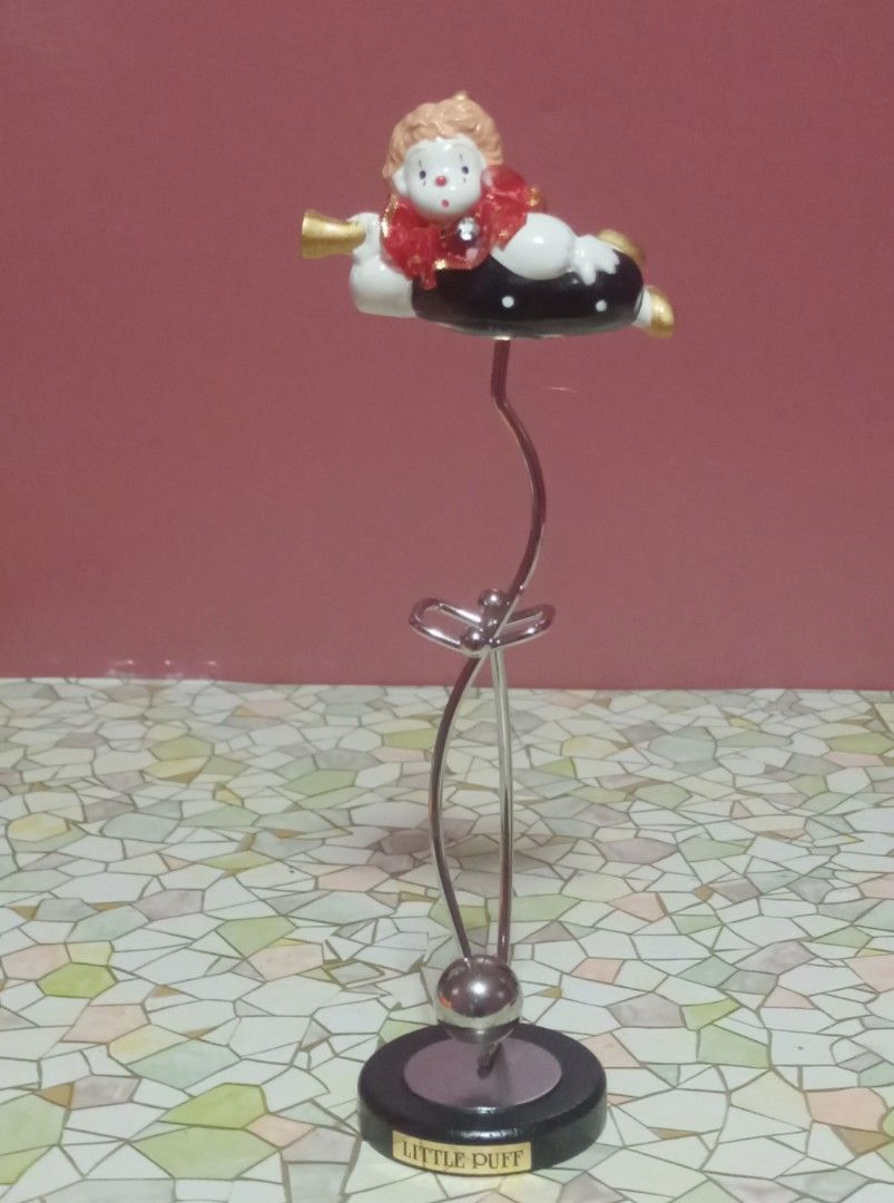LITTLE PUFF SWINGING CLOWN (Category: Other Home Decor) located in Makati City. Submitted by nyxhemera26 (Listing ID 1292255772, Image 2). Description: LITTLE PUFF SWINGING CLOWN.