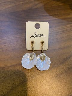 (Category: ) located in . Submitted by closet51 (Listing ID 1292235479, Image 1). Description: .