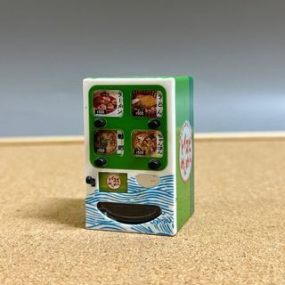 Mini Noodle Vending Machine (as is) 5.2cm - Php 175