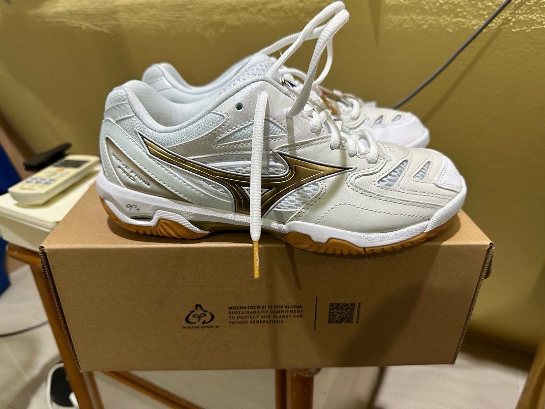 Mizuno WAVE FANG PRO US6