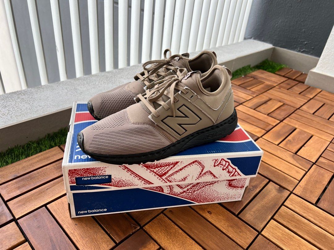 New Balance 247
