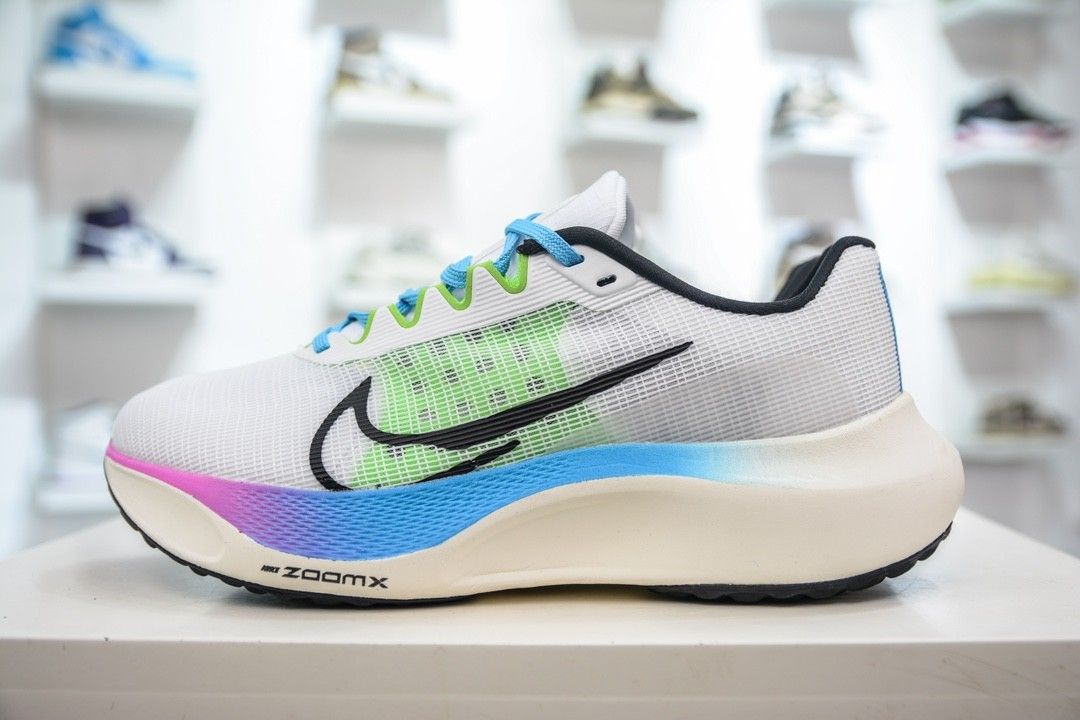 Zoom fly sale online