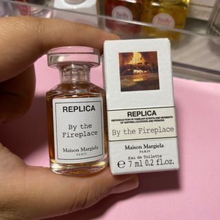 Replica By the Fireplace 7ml (mini)