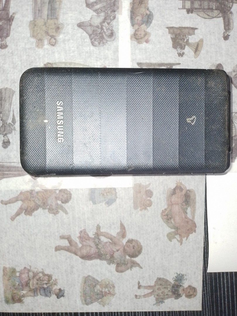 Samsung Folder 1 (Category: Samsung) located in Calapan. Submitted by veratty (Listing ID 1292156611, Image 1). Description: NO ISSUE, but this is an old phone, so please limit your expectations. I have had this since 2016, I think? so this is really an old phone. 8gb Decent Camera Can use for text and call Can download FB Lite, Tiktok Lite and Spotify, and Messenger (a bit laggy) The battery is fine for an old phone. I prefer LBC and payment fir