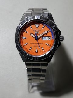 (Category: ) located in . Submitted by KCY_Timepieces (Listing ID 1292081692, Image 1). Description: .