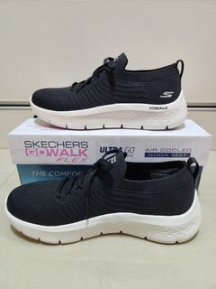 Slip ons skechers yoga mat go walk4, Women's Fashion, Footwear, Loafers on  Carousell