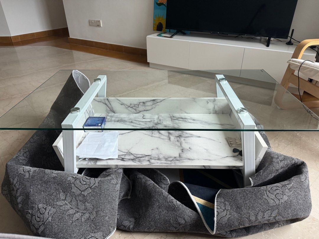 Sofa table (Category: Tables & Sets) located in Singapore. Submitted by micheledelfine (Listing ID 1292180917, Image 3). Description: .