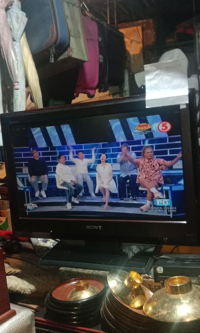 Sony Bravia 22inches 110v (Category: TV) located in Valenzuela. Submitted by japansurplus2020 (Listing ID 1292074605, Image 1). Description: surplus items 110v tested ok.