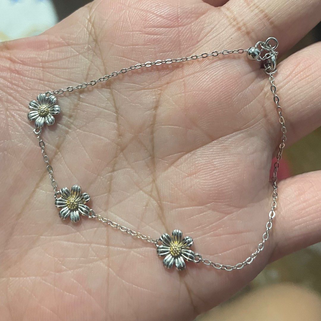 Strerling silver 925 bracelet (Category: Bracelets) located in Pasig City. Submitted by khimtaba (Listing ID 1292235057, Image 2). Description: .
