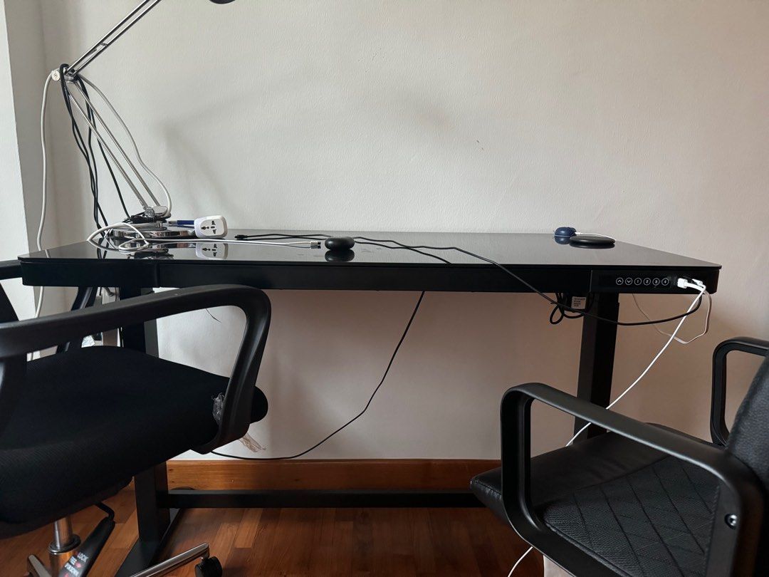 Study Table (Category: Tables & Sets) located in Singapore. Submitted by micheledelfine (Listing ID 1292183144, Image 1). Description: Adjustable work from home desk.