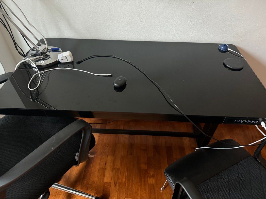 Study Table (Category: Tables & Sets) located in Singapore. Submitted by micheledelfine (Listing ID 1292183144, Image 2). Description: Adjustable work from home desk.