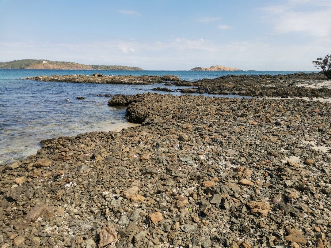 Sual Island Land Lease (Category: Commercial) located in Calasiao. Submitted by jenbatin58 (Listing ID 1279257122, Image 3). Description: Looking for 5-star Resort/Hotel developers to Land Lease a 11,300 sqm Island located in Sual, Pangasinan. Perfect Island for Bali or Maldives style Accommodations like above water villas or cottages. Price is negotiable Please contact us at 09500689353 between 8AM to 9PM ..