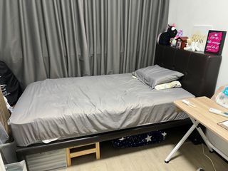 (Category: ) located in . Submitted by snowybuns (Listing ID 1292118383, Image 1). Description: .