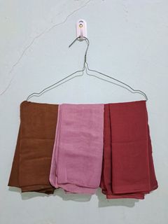(Kategori: ) berada di . Dikirim oleh seuri (ID iklan 1292162209, Gambar 1). Deskripsi: .
